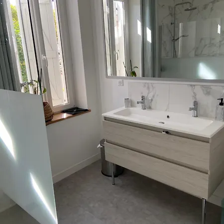 Maison 4 Avec Piscine Holiday home