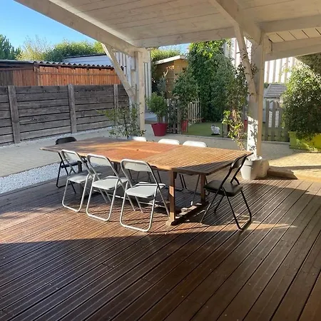 Maison 4 Avec Piscine Holiday home
